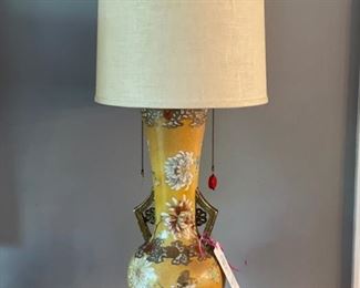 Chinoiserie Table Lamp.