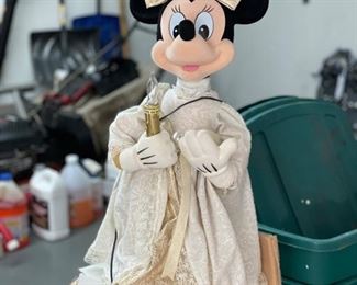 Minnie Mouse Christmas Decoration.