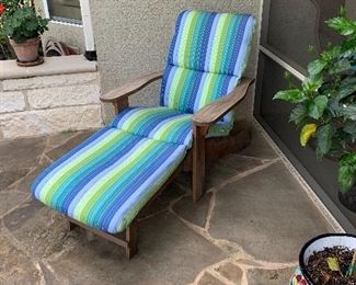$125- Lounger with pad 