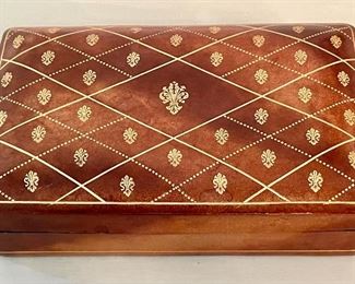 Decorative leather box
