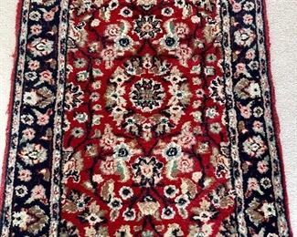 Small Oriental Rug w/ navy & beige border 2’ x 3’4”
