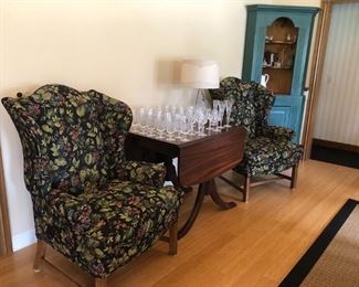 PAIR OF BLACK FLORAL CHAIRS FROM THOMASVILLE
