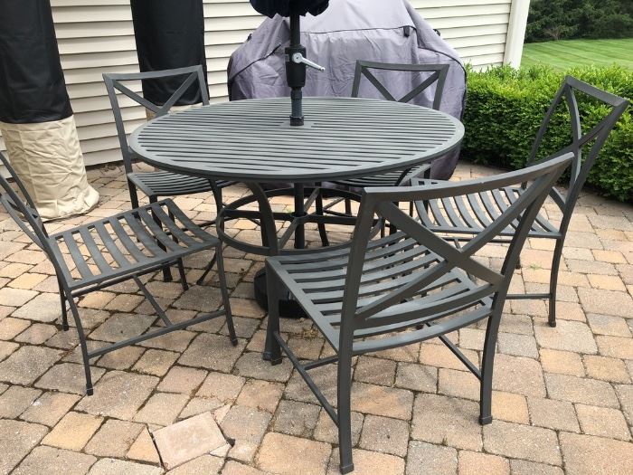 PATIO SET FROM RESTORATION HARDWARE  UMBRELLA NOT FOR SALE