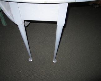 DROP LEAF TABLE