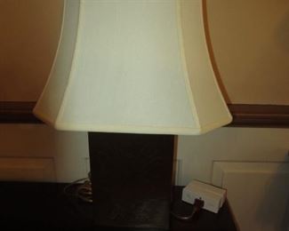 BRASS RECTANGLE BASE LAMP