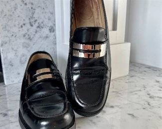 Gucci Black/Silver Loafer.  Size 7.5