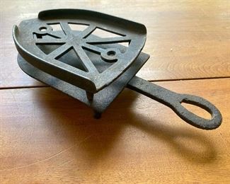 ***SUPER COOL— SAD Iron Stands 2 pc....use as 2 separate or combine to be 1 really cool stand!!