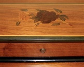 Reuge Inlay Music Box 4 Tune 50 Note