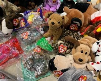 An assortment Collection of Beanie Babies with tags!