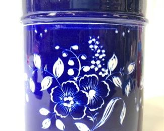 ESTE Italian Porcelain Jar W Floral Detail
