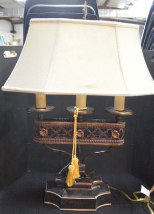 9118 Triple Oriental Lamp