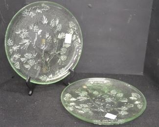 1825 2 Green Tiara Plates