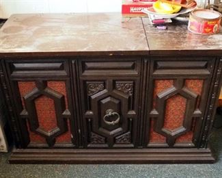 Vintage Zenith Solid State, Radio Cabinet With Turn Table, 24.5" x 39.5" x 18"