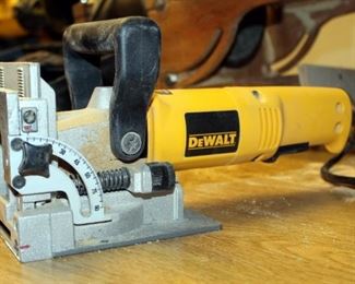 Dewalt Electric Plate Joiner, Model DW682, With Carrying Case
