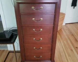 6 pc Ethan Allen bedroom set all for 600