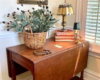 $450 - Antique Drop Leaf Table 23” W x 42” L x 23” D  w/leaves up 55.5” L