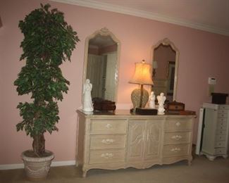 DRESSER WITH MIRRORS by LEXINGTON