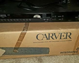 Carver Tuner TX8 and the Carver Amp CM1065