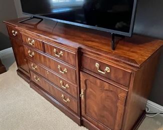 $400.00  7 Drawer  Thomasville Cabinet with Brass Hardware.  Dovetail design.  Beautiful.  64" x 19" x 30"