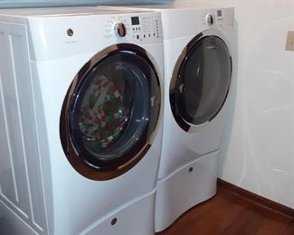 Electrolux perfect balance front load washer and dryer