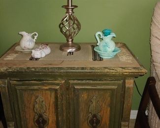 Old World Style Cabinet/End Table, Lamp & Avon Pitcher & Bowl