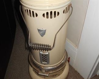 Enamel kerosene heater 