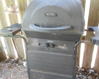 Gas grill