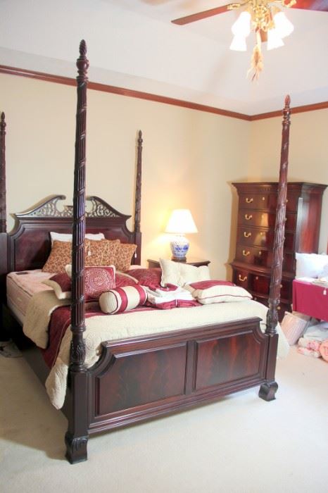 LIKE NEW Thomasville Flamed Mahogany Queen Bedroom Set (4 Poster Queen Bed, Mattress & Box Springs, Armoire, Chest Of Drawers, Dresser with Mirror, Pair of Night Stands- BEAUTIFUL SET)