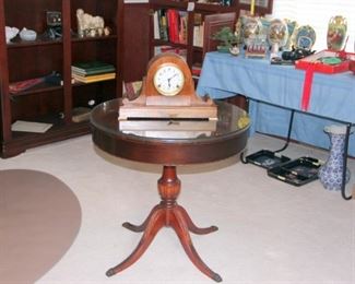 Drum Table, Sessions Mantle Clock