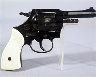 Mondial / EIG Model 99X .22 Crimped Blank Starter Revolver, With Some Blanks, In Box