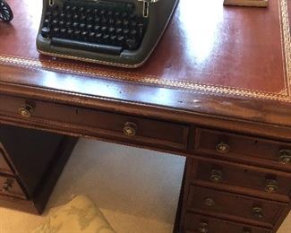 vintage desk & typewriter from ST. Louis