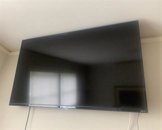 Tcl Flat screen tv: $200