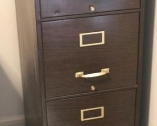 170 - 4 Drawer metal file cabinet 52 x 15 x 27