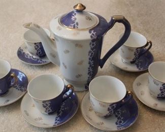 321 - 13 Piece Occupied Japan tea set
