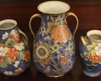 346 - 3 Nippon vases