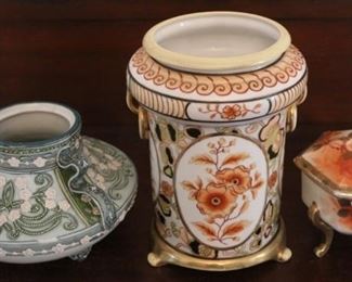 348 - Assorted Nippon items
