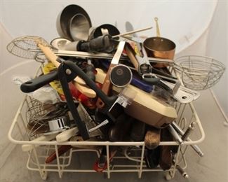 398 - Assorted utensils
