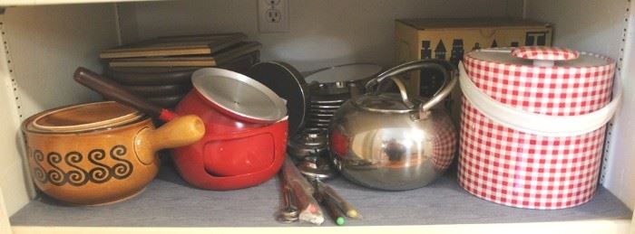 409 - Shelf lot