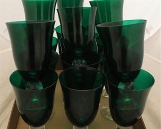 416 - 14 Lenox forest green stemware
