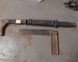 Keen Kutter Square and Crescent No56 Nail Puller