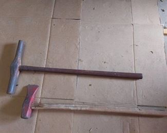 Spike Mual and Splitting Mual (Broken Handle)