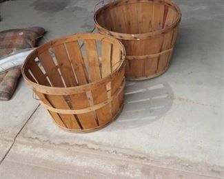 2 Fruit Baskets