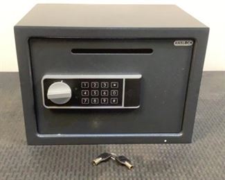 7 Image(s)
Located in: Chattanooga, TN
MFG Anslock
Drop Slot Safe
Size (WDH) 13-3/4"Wx10"Dx9-3/4"H
Keys Included
*Sold As Is Where Is*