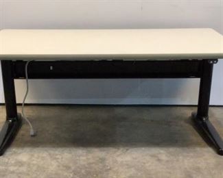 Located in: Chattanooga, TN
MFG Linak
5ft Lift Desk
Size (WDH) 29"D
25-1/2" to 43-1/2"H
*Sold As Is Where Is*

SKU: K-11-A
Tested-Works