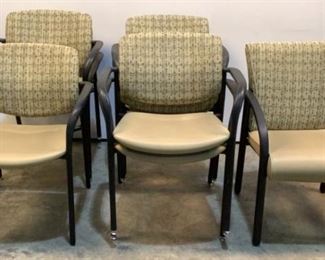 Located in: Chattanooga, TN
MFG Sit On It
Stationary Chairs
Seat Height: 18"
**Sold as is Where is**