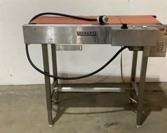 Located in: Chattanooga, TN
MFG Hobart
Model sp
Ser# 1060505
Conveyor Belt Wrapping Station
Size (WDH) 42"W x 20"D x 36"H
Power: 120/240V, 60Hz, 15A Single Phase
Motor Spec: 230V, 60Hz, 1.2A Single Phase 1/50 Hp
**Sold As Is Where Is**
SKU: A-2
Unable To Test