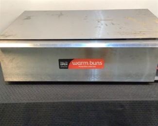 Located in: Chattanooga, TN
MFG APW Wyott
Model BW-50
Ser# 818561604018
Power (V-A-W-P) 120V, 50/60Hz, 1Ph, 5A, 600W
Bun Warmer
Size (WDH) 34-3/4"Wx24"Dx10-1/4"H
Knob is missing
**Sold As Is Where Is**
SKU: T-8-C
Tested-Works