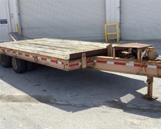 Buyer Premium 10% BP
22' Equipment Trailer
Size (WDH) 101"W x 265"L
Located in: Chattanooga, TN
*Per Consignor - Hydraulics Tested Works*
Pintle Hitch
Sold On Bill Of Sale Only
**Sold as is Where is**