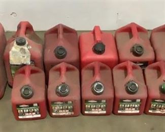 Buyer Premium 10% BP
Assorted Gas Cans
Located in: Chattanooga, TN
Lot includes:
(5) 1 Gallon Tanks
(6) 2 Gallon Tanks
(1) 5 Gallon Tank
**Sold As Is Where Is**