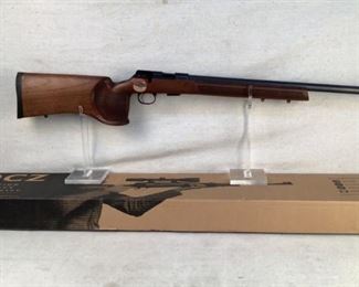erial - F042022
Mfg - CZ 457 Varmint MTR
Model - 22 LR
Barrel - 20.5"
Capacity - 5
Magazines - 1
Type - Rifle, Bolt Action
Located in Chattanooga, TN
Condition - 1 - New
This lot contains a CZ 457 Varmint MTR chambered in 22 long rifle. This beautiful bolt action rifle comes new in the box with one 5 round magazine.
